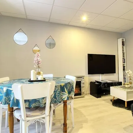 Aux Volets Bleus Badonviller