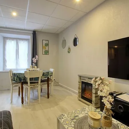 Aux Volets Bleus Badonviller