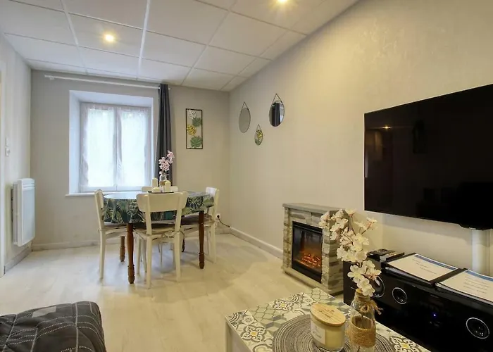 Aux Volets Bleus Badonviller